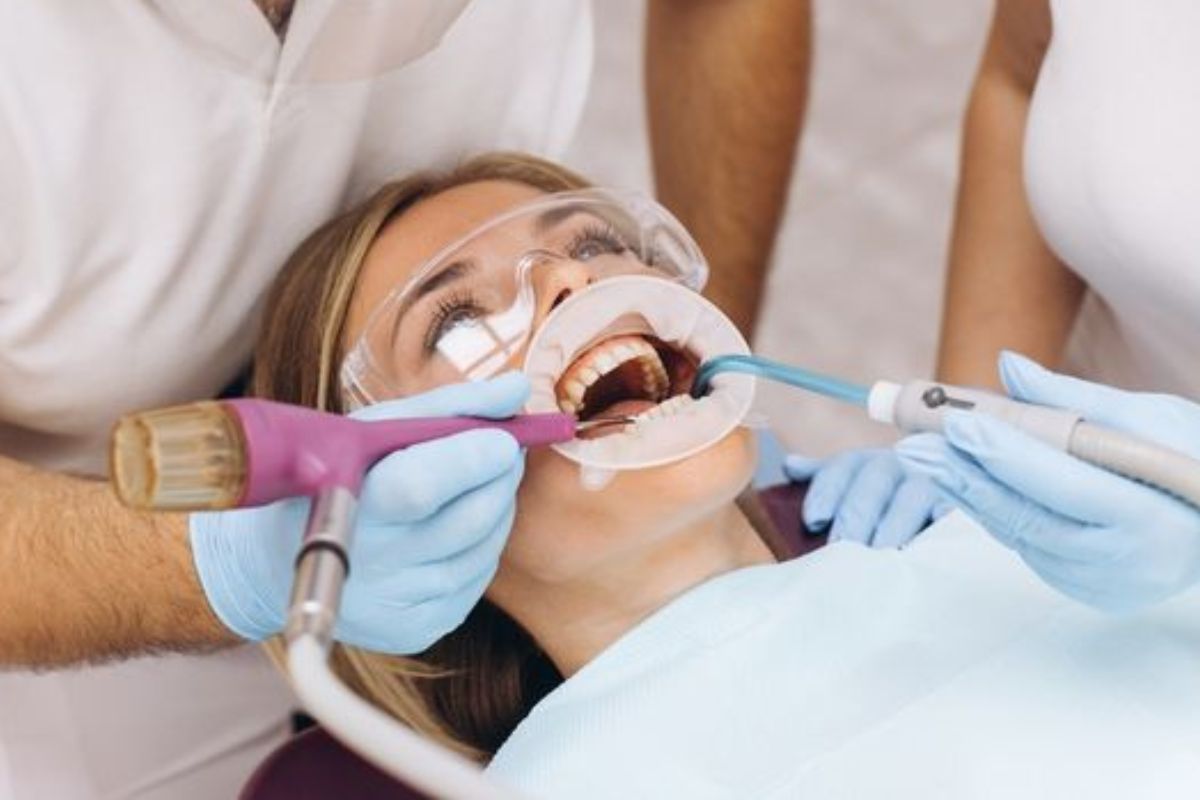 What Happens During Your First Visit to a New Dentist